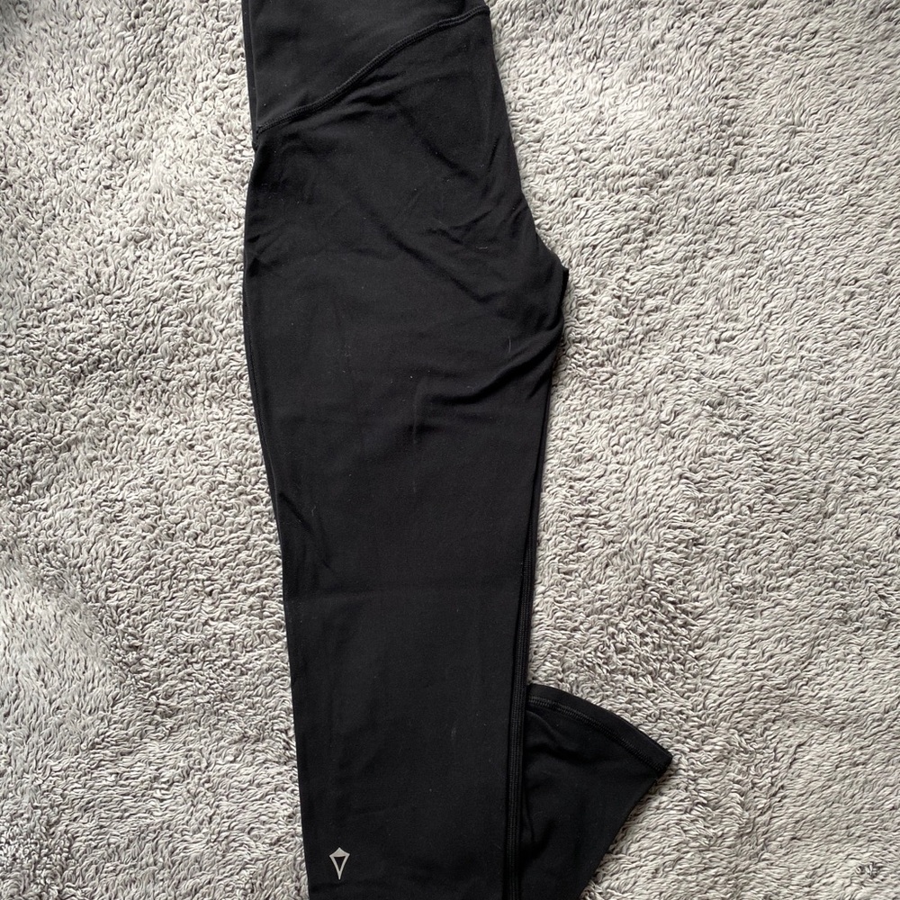 Ivivva girls leggings with rouched ankle